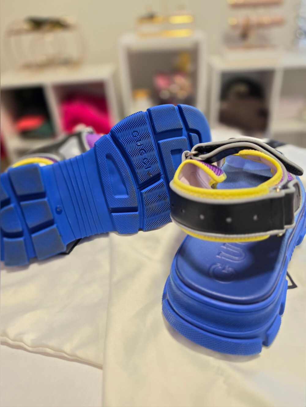 Gucci Rubber Colorblock Pattern Sandals - Picture 5 of 6